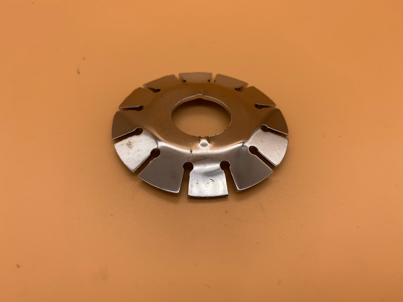Pružina tanierová tlmiča riadenia/Steering damper plate spring Image